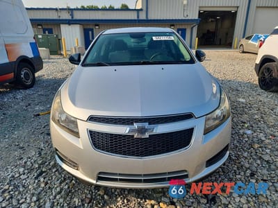 Piąte zdjęcie samochodu w środku: 2013 CHEVROLET CRUZE LS VIN:1G1PA5SH7D7256217 - miniatura