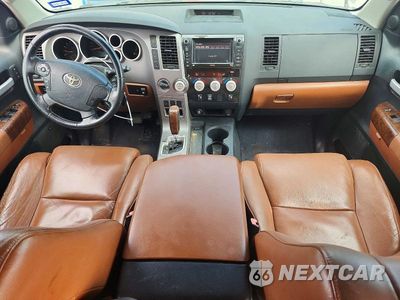 Zdjęcie 8 z 12 samochodu: 2012 TOYOTA TUNDRA CREWMAX LIMITED VIN:5TFHW5F1XCX236178 - miniatura