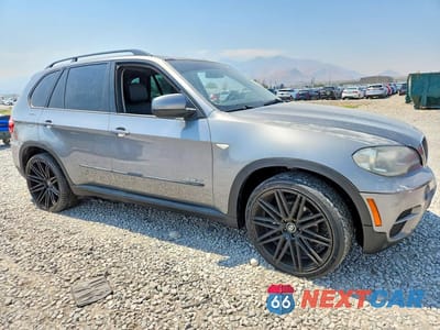 Czwarte zdjęcie samochodu z boku: 2012 BMW X5 XDRIVE35I VIN:5UXZV4C58CL758922 - miniatura