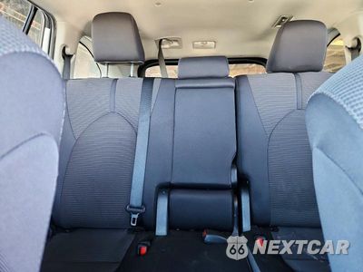 Zdjęcie 10 z 13 samochodu: 2024 TOYOTA HIGHLANDER LE VIN:5TDKDRAH2RS537436 - miniatura