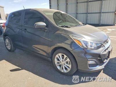Czwarte zdjęcie samochodu z boku: 2020 CHEVROLET SPARK 1LT VIN:KL8CD6SA2LC475302 - miniatura