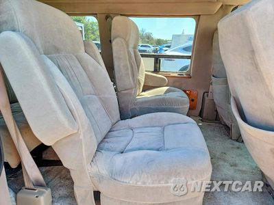 Zdjęcie 11 z 13 samochodu: 2000 CHEVROLET ASTRO VIN:1GBDM19W6YB191477 - miniatura