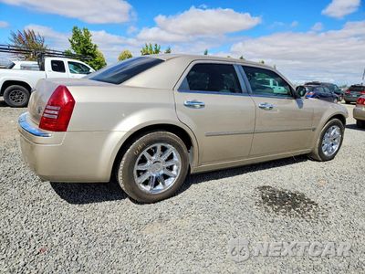 Trzecie zdjęcie samochodu z tyłu: 2006 CHRYSLER 300C VIN:2C3LA63H46H515333 - miniatura