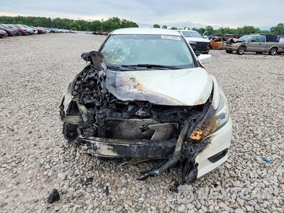 Piąte zdjęcie samochodu w środku: 2016 NISSAN ALTIMA 2.5 SV VIN:1N4AL3AP0GC261958 - miniatura