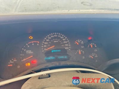 Zdjęcie 9 z 12 samochodu: 2005 CHEVROLET SILVERADO K2500 HEAVY DUTY VIN:1GCHK232X5F958220 - miniatura