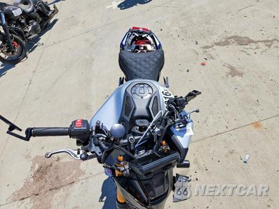 Piąte zdjęcie samochodu w środku: 2025 YAMAHA MT09 SP VIN:JYARN95Y6SA000413 - miniatura