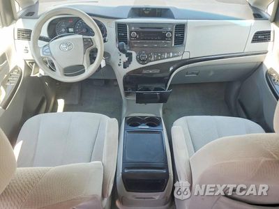 Zdjęcie 8 z 13 samochodu: 2014 TOYOTA SIENNA LE VIN:5TDKK3DC2ES521511 - miniatura