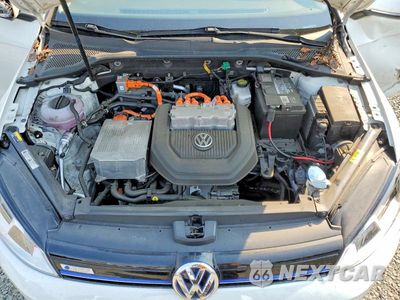 Zdjęcie 12 z 13 samochodu: 2015 VOLKSWAGEN E-GOLF LIMITED VIN:WVWKP7AU0FW905262 - miniatura