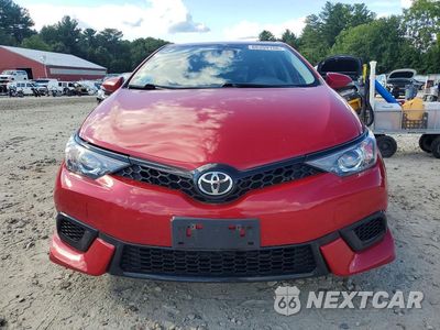 Piąte zdjęcie samochodu w środku: 2018 TOYOTA COROLLA IM BASE VIN:JTNKARJE8JJ559579 - miniatura