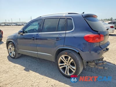 Drugie zdjęcie samochodu z przodu: 2012 VOLKSWAGEN TIGUAN S VIN:WVGAV7AXXCW555982 - miniatura