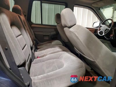 Zdjęcie 11 z 13 samochodu: 2004 FORD EXPLORER XLT VIN:1FMZU73K04UB33000 - miniatura