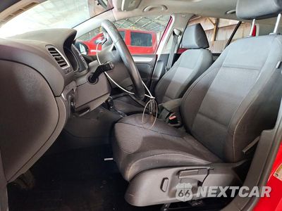 Zdjęcie 7 z 12 samochodu: 2012 VOLKSWAGEN GOLF VIN:WVWDM7AJ0CW352678 - miniatura