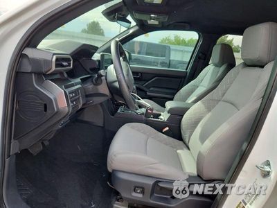 Zdjęcie 7 z 13 samochodu: 2026 TOYOTA TACOMA SR5 VIN:3TMLB5JN6TM256448 - miniatura