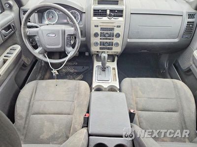 Zdjęcie 8 z 13 samochodu: 2010 FORD ESCAPE XLT VIN:1FMCU0DG5AKA12624 - miniatura
