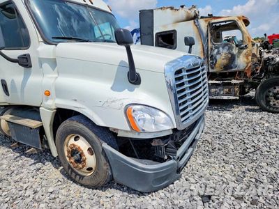Zdjęcie 14 z 14 samochodu: 2013 FREIGHTLINER CASCADIA SEMI TRUCK VIN:1FUJGLBG7DLFH6143 - miniatura