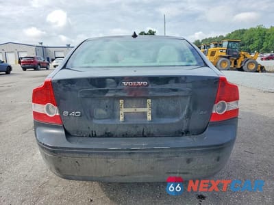 Zdjęcie 6 z 12 samochodu: 2006 VOLVO S40 2.4I VIN:YV1MS382862177129 - miniatura