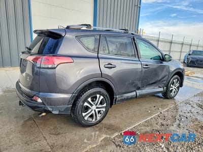 Trzecie zdjęcie samochodu z tyłu: 2018 TOYOTA RAV4 LE VIN:2T3BFREV5JW751866 - miniatura