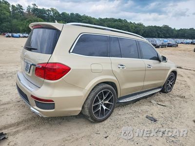 Czwarte zdjęcie samochodu z boku: 2013 MERCEDES-BENZ GL 550 4MATIC VIN:4JGDF7DE5DA244124 - miniatura