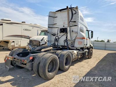 Trzecie zdjęcie samochodu z tyłu: 2021 VOLVO VNL SEMI TRUCK VIN:4V4NC9EH3MN275018 - miniatura