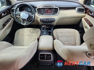 Zdjęcie 8 z 13 samochodu: 2017 KIA SORENTO LX VIN:5XYPG4A33HG280075 - miniatura
