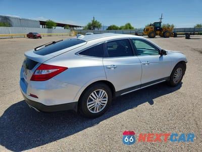 Trzecie zdjęcie samochodu z tyłu: 2013 HONDA CROSSTOUR EX VIN:5J6TF3H38DL002119 - miniatura