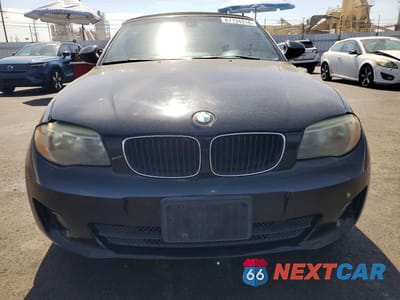 Piąte zdjęcie samochodu w środku: 2013 BMW 128 I VIN:WBAUN1C55DVR00818 - miniatura
