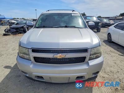 Piąte zdjęcie samochodu w środku: 2011 CHEVROLET TAHOE K1500 LS VIN:1GNSKAE08BR378266 - miniatura