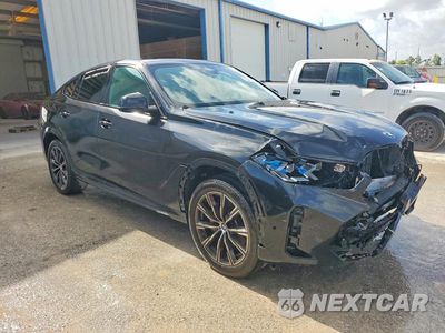 Czwarte zdjęcie samochodu z boku: 2025 BMW X6 XDRIVE40I VIN:5UX33EX09S9X77510 - miniatura