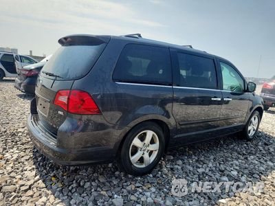 Trzecie zdjęcie samochodu z tyłu: 2012 VOLKSWAGEN ROUTAN SEL PREMIUM VIN:2C4RVADG9CR321535 - miniatura