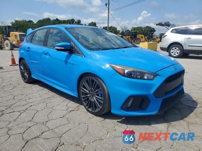 Czwarte zdjęcie samochodu z boku: 2016 FORD FOCUS RS VIN:WF0DP3TH9G4117107 - miniatura