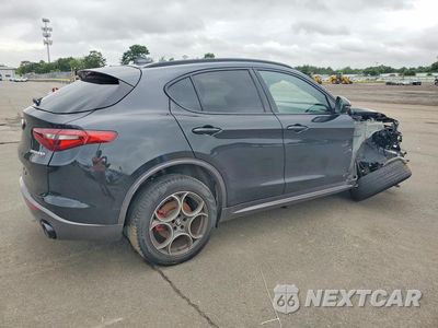 Trzecie zdjęcie samochodu z tyłu: 2022 ALFA ROMEO STELVIO TI VIN:ZASPAKBN4N7D46171 - miniatura