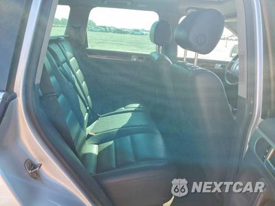 Zdjęcie 10 z 12 samochodu: 2006 VOLKSWAGEN TOUAREG 3.2 VIN:WVGZG77L76D036955 - miniatura