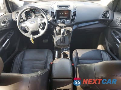 Zdjęcie 8 z 13 samochodu: 2014 FORD ESCAPE TITANIUM VIN:1FMCU0JX6EUC44471 - miniatura