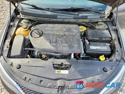 Zdjęcie 11 z 12 samochodu: 2015 CHRYSLER 200 C VIN:1C3CCCCG9FN689728 - miniatura