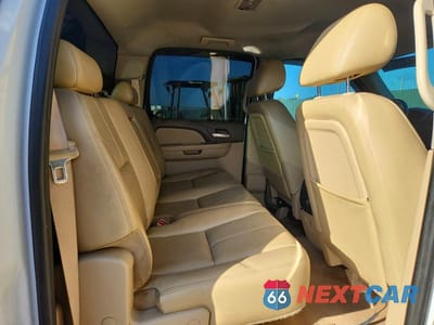Zdjęcie 11 z 13 samochodu: 2011 GMC SIERRA K3500 SLT VIN:1GT424C83BF146493 - miniatura