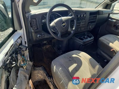 Zdjęcie 8 z 13 samochodu: 2019 CHEVROLET EXPRESS G3500 LT VIN:1GAZGPFG1K1264026 - miniatura