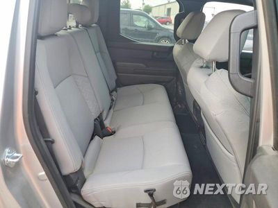 Zdjęcie 10 z 12 samochodu: 2025 TOYOTA TACOMA SR5 VIN:3TMLB5JN2SM096115 - miniatura