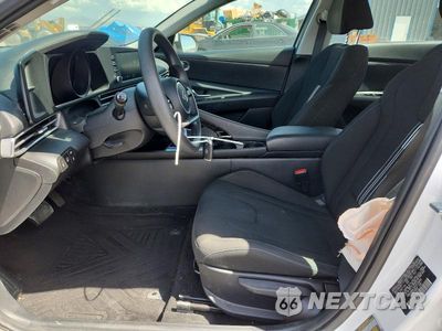 Zdjęcie 7 z 12 samochodu: 2023 HYUNDAI ELANTRA BLUE VIN:KMHLM4AJ4PU075458 - miniatura