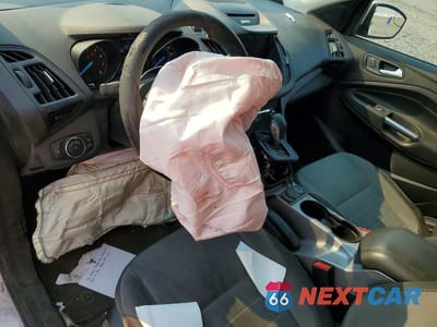 Zdjęcie 8 z 13 samochodu: 2014 FORD ESCAPE SE VIN:1FMCU9GX1EUE41592 - miniatura