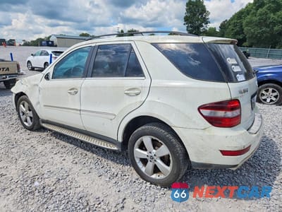 Drugie zdjęcie samochodu z przodu: 2011 MERCEDES-BENZ ML 350 4MATIC VIN:4JGBB8GB3BA741163 - miniatura