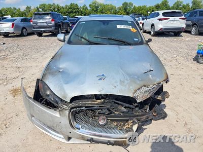 Piąte zdjęcie samochodu w środku: 2015 JAGUAR XF 3.0 SPORT VIN:SAJWA0F73F8U58798 - miniatura