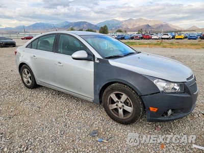 Czwarte zdjęcie samochodu z boku: 2014 CHEVROLET CRUZE LT VIN:1G1PC5SB5E7411239 - miniatura