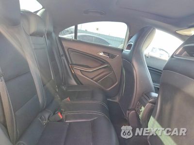 Zdjęcie 10 z 12 samochodu: 2018 MERCEDES-BENZ CLA 250 VIN:WDDSJ4EB1JN587486 - miniatura