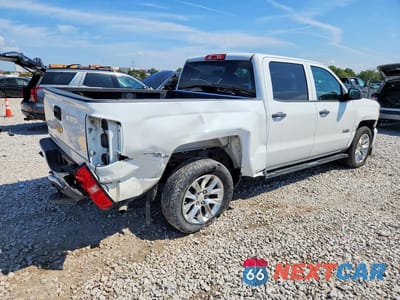 Trzecie zdjęcie samochodu z tyłu: 2018 CHEVROLET SILVERADO C1500 CUSTOM VIN:3GCPCPEC8JG318432 - miniatura