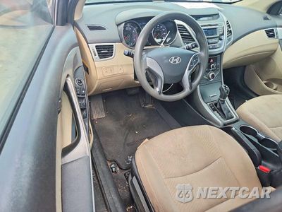 Zdjęcie 8 z 12 samochodu: 2015 HYUNDAI ELANTRA SE VIN:5NPDH4AE5FH604506 - miniatura