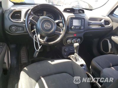 Zdjęcie 8 z 13 samochodu: 2017 JEEP RENEGADE LATITUDE VIN:ZACCJBBB9HPG56434 - miniatura