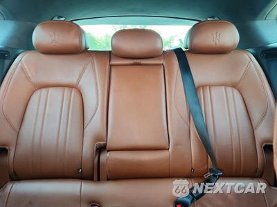 Zdjęcie 10 z 14 samochodu: 2017 MASERATI LEVANTE VIN:ZN661XUA7HX253367 - miniatura