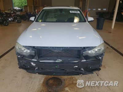 Piąte zdjęcie samochodu w środku: 2014 BMW 320 I XDRIVE VIN:WBA3C3G59ENS71332 - miniatura