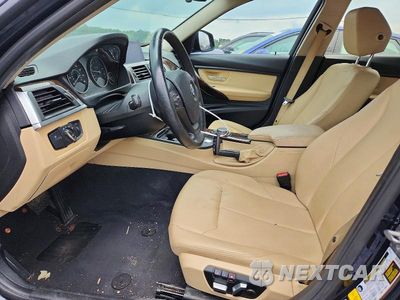 Zdjęcie 7 z 13 samochodu: 2017 BMW 320 XI VIN:WBA8E5G57HNU41901 - miniatura