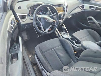 Zdjęcie 8 z 12 samochodu: 2015 HYUNDAI VELOSTER BASE VIN:KMHTC6AD1FU240924 - miniatura
